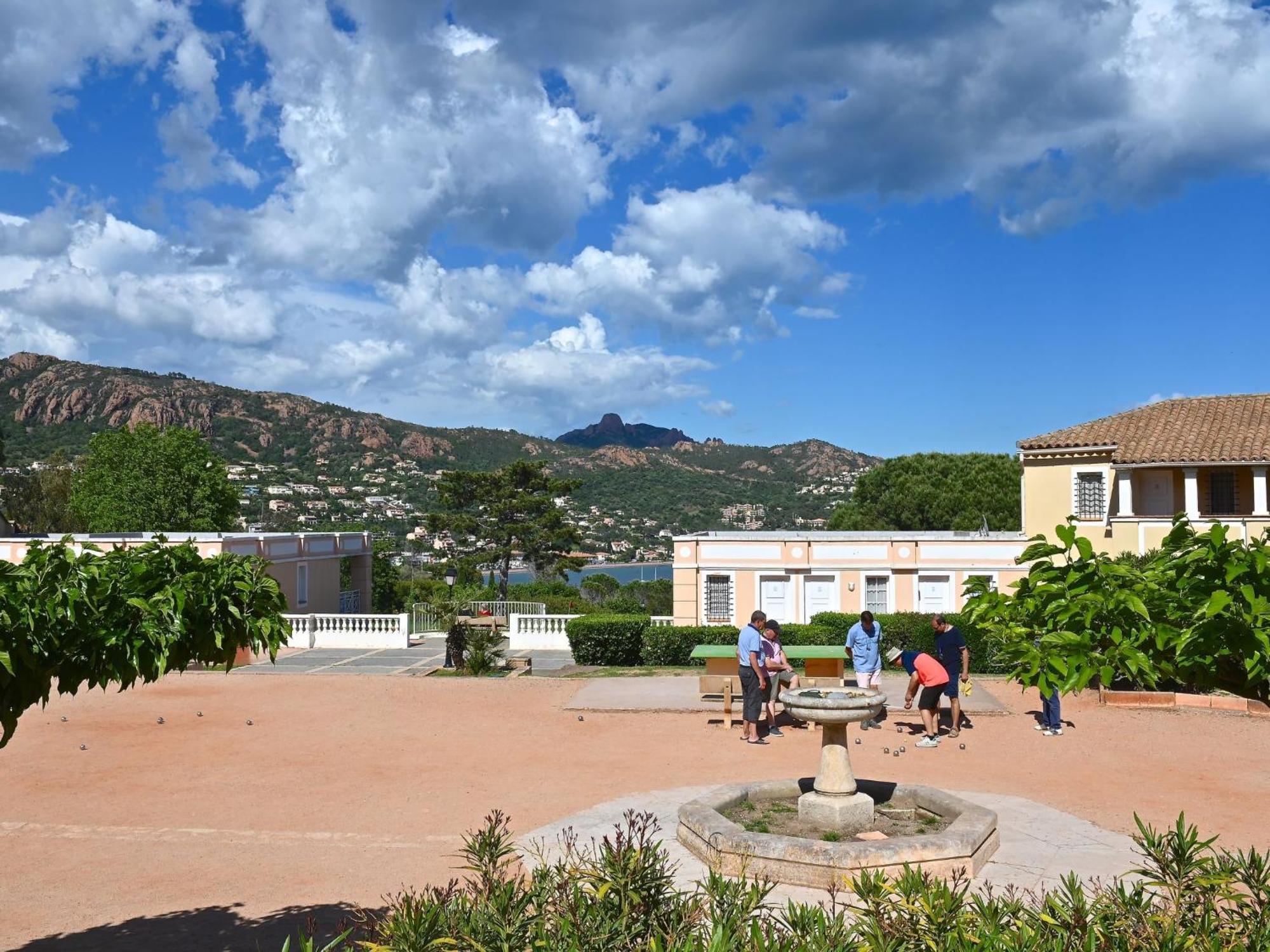Apartment Village Cap Esterel - L'Esquinade-97 By Interhome Saint-Raphaël المظهر الخارجي الصورة