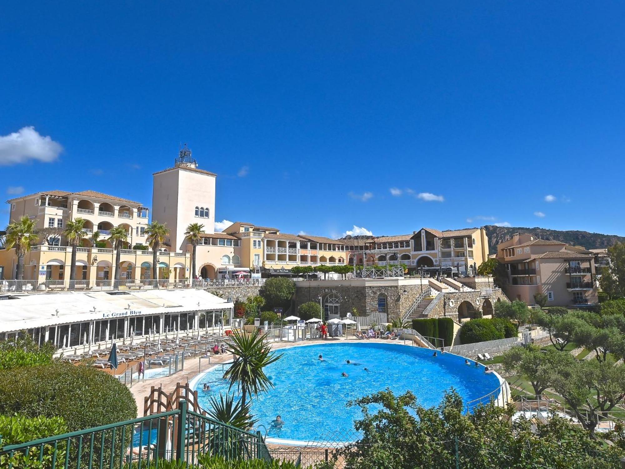 Apartment Village Cap Esterel - L'Esquinade-97 By Interhome Saint-Raphaël المظهر الخارجي الصورة